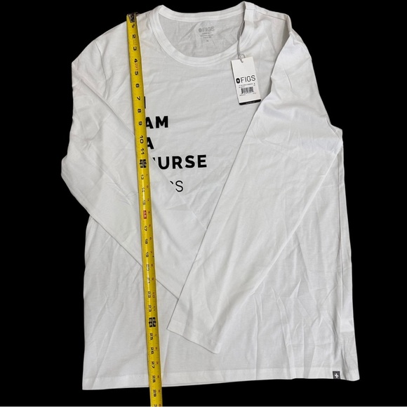 Figs White Long Sleeve Underscrub T- Shirt SZ Medium Super Soft Nurse NWT - Picture 7 of 10